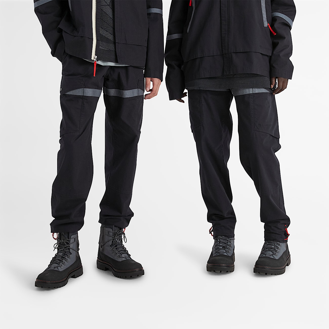 Pantaloni Cargo Timberland® x Raeburn in colore nero - 3