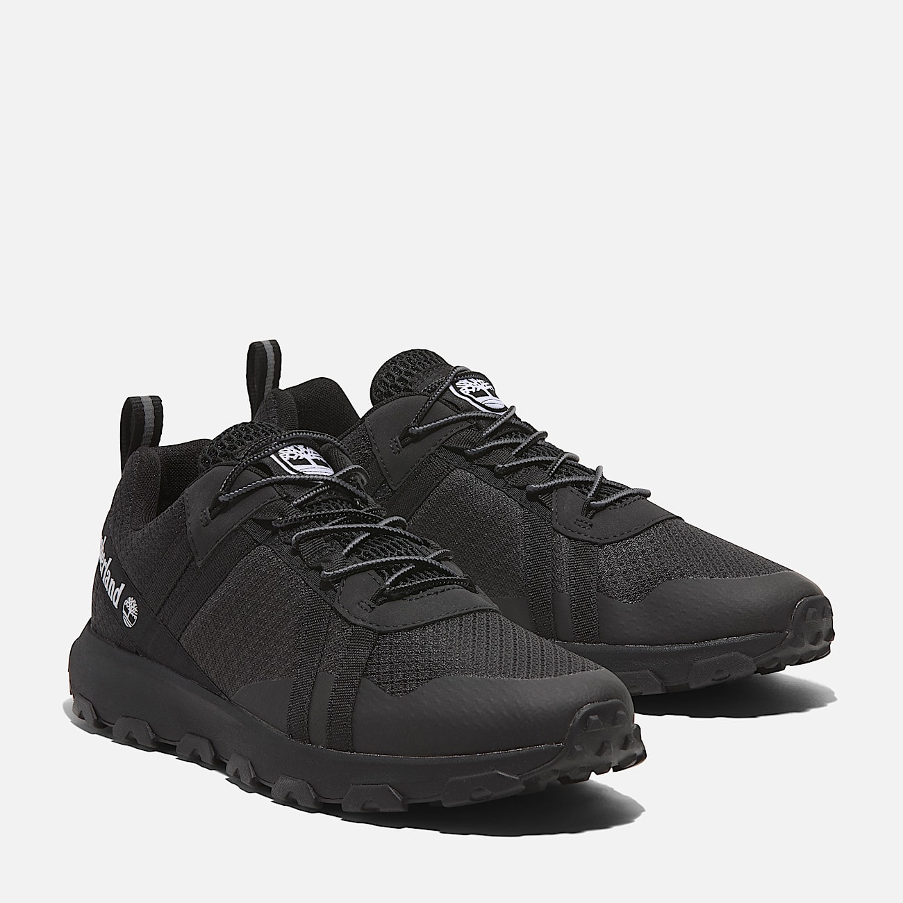 Winsor Trail Waterproof Trainer for Men in Black TBL Black ALT3