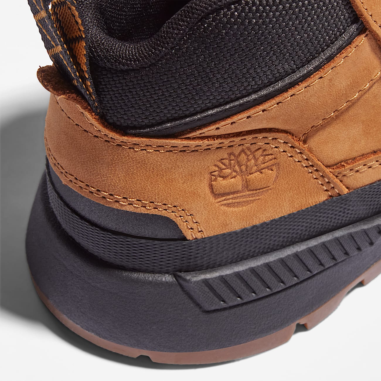 Field Trekker Mid Trainer for Junior in Yellow TBL Yellow ALT6