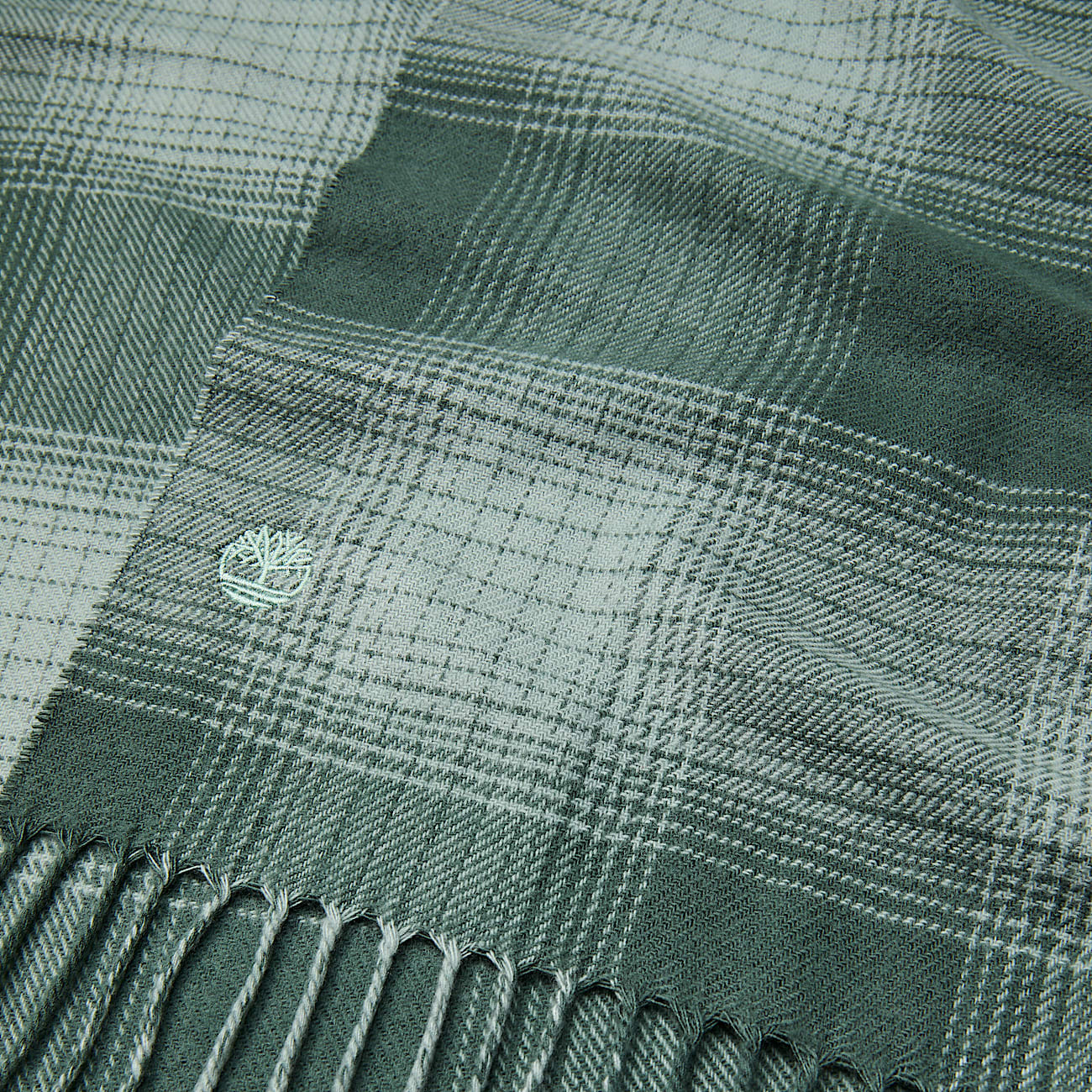 Plaid Woven Scarf in Dark Green TBL Green ALT1