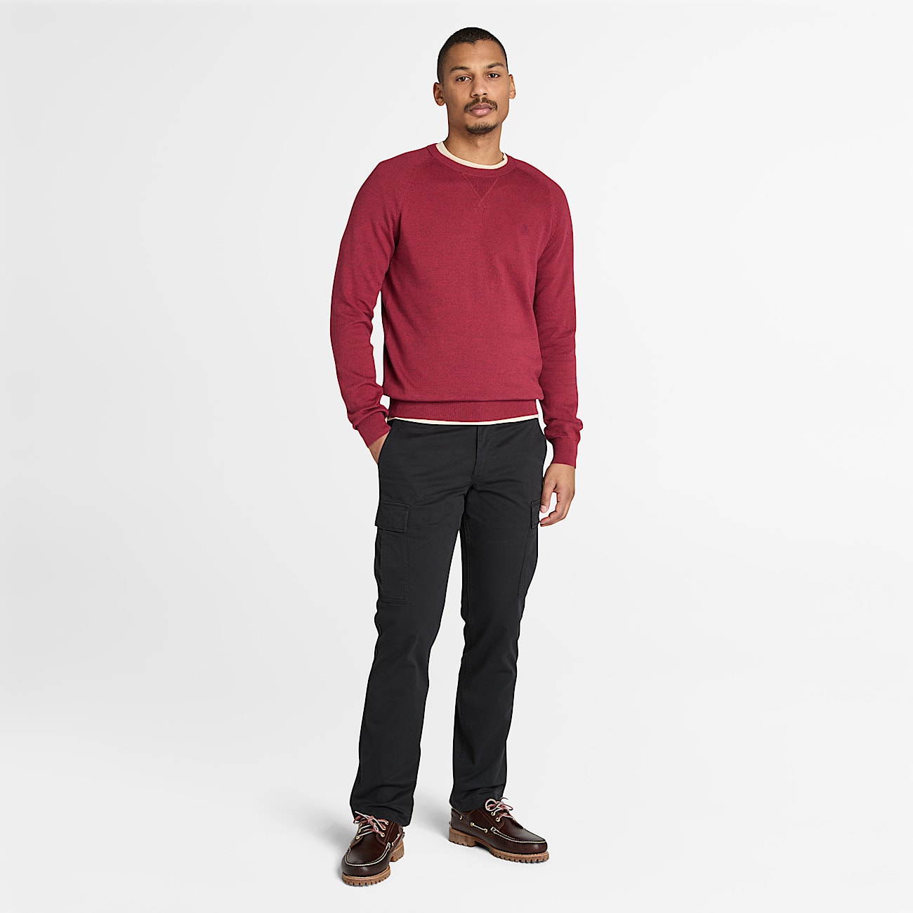 Williams River Cotton Raglan Sleeve Crewneck Jumper for Men in Burgundy TBL Burgundy ALT1