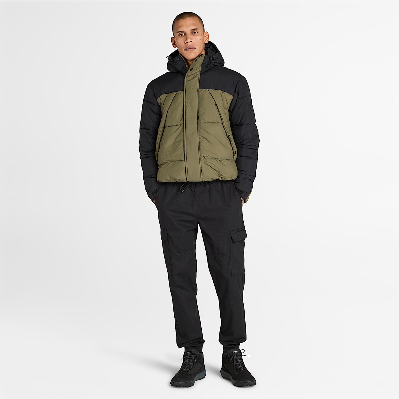 Doudoune déperlante durable pour homme en noir/vert foncé - 2