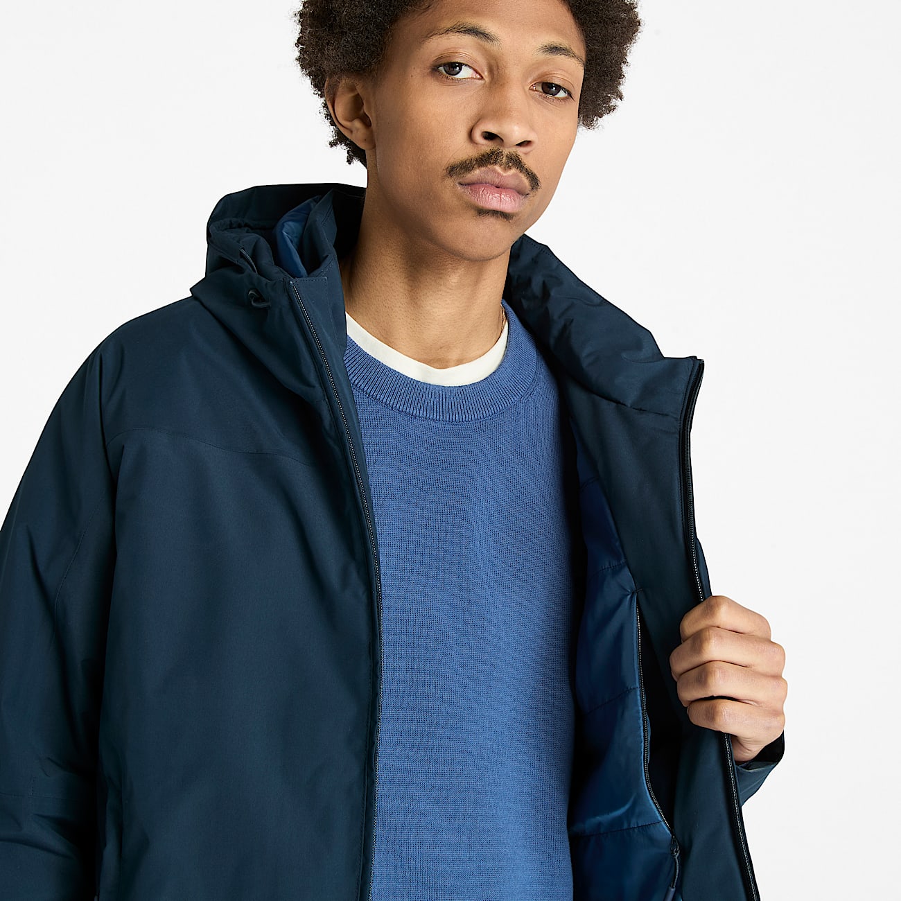 Water-Resistant Insulated Jacket for Men in Dark Blue - 3