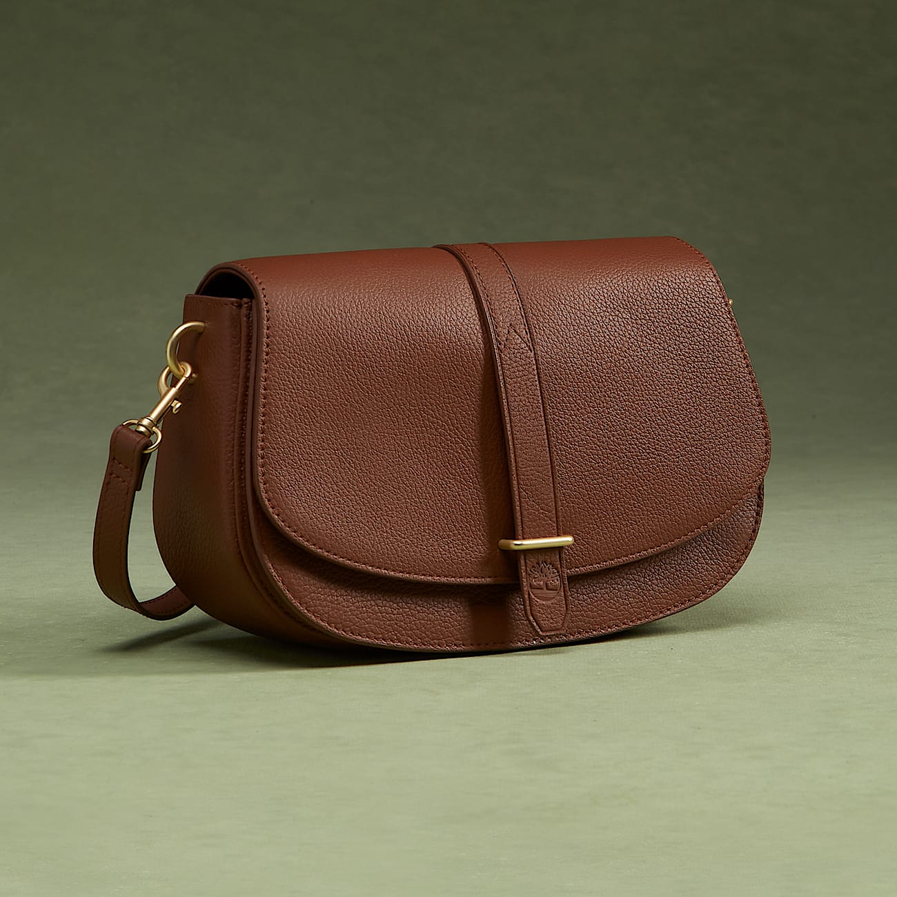 Tuckerman Leren Crossbodytas met flap in donkerbruin