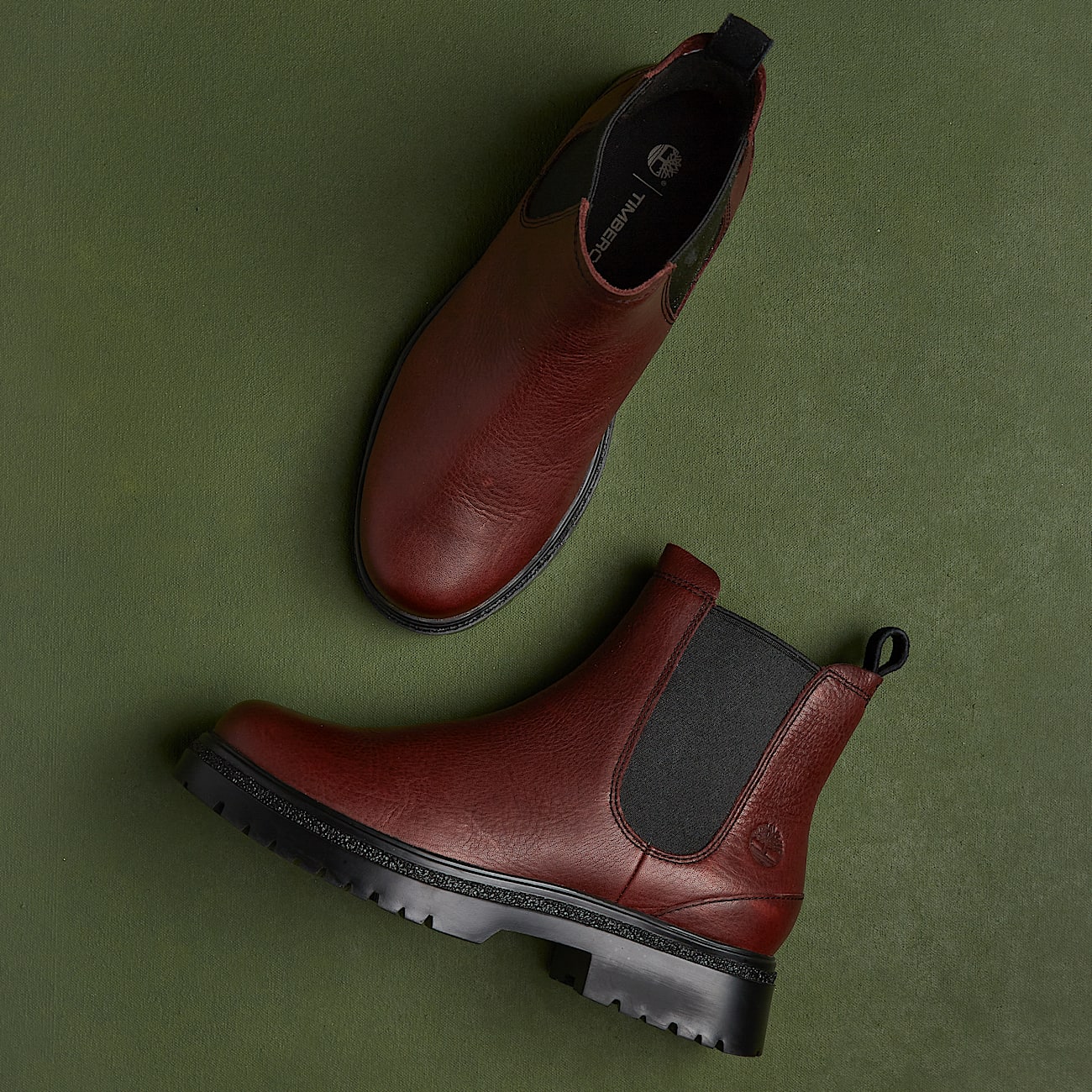 Cambria Valley Chelsea Boot for Women in Dark Red - 1