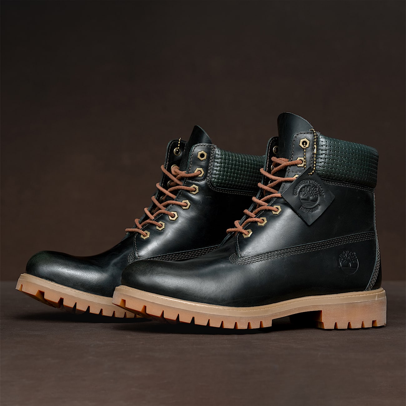 Timberland Premium 6Inch Waterproof Boot for Men in Dark Green TBL Green MKTG1