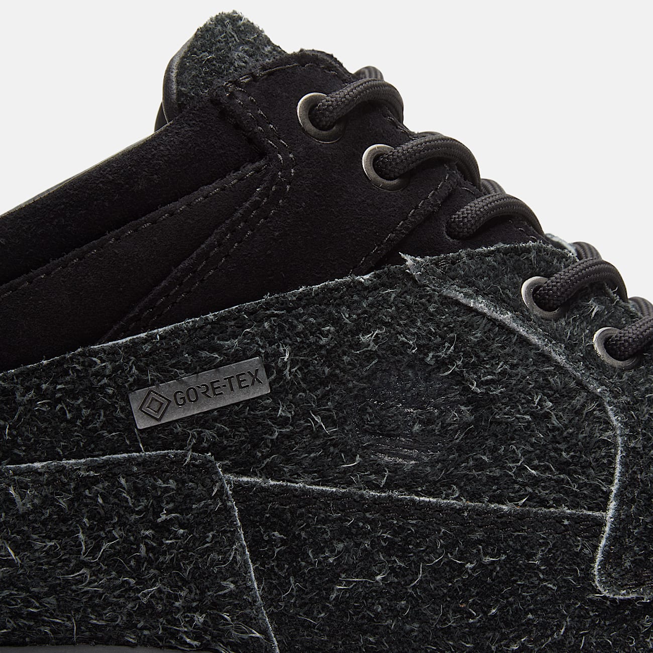 Timberland Textured Heritage Boot mit GORETEX Membrane fr Herren in Schwarz TBL Schwarz ALT8