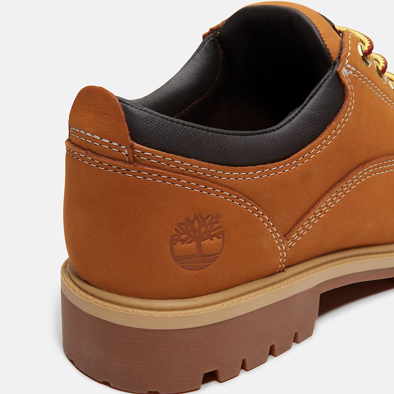 Timberland® Heritage Shoe for Men in Yellow - 7
