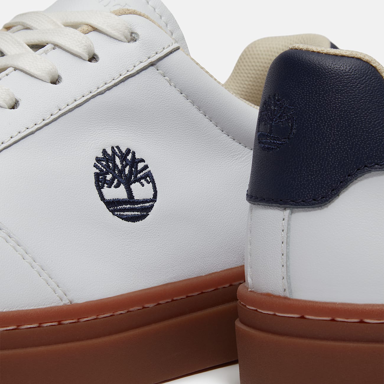 Lisbon Essential Trainer for Men in WhiteDark Blue TBL White ALT7