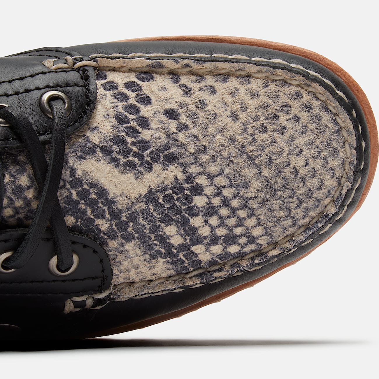 Timberland Authentic Boat Shoe for Women in Brown TBL Black ALT7