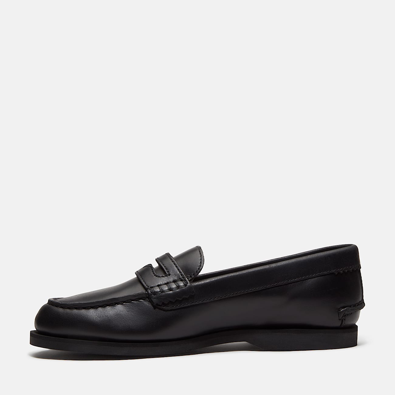 Slip-On Classic Boat Shoe for Women in Black - 6