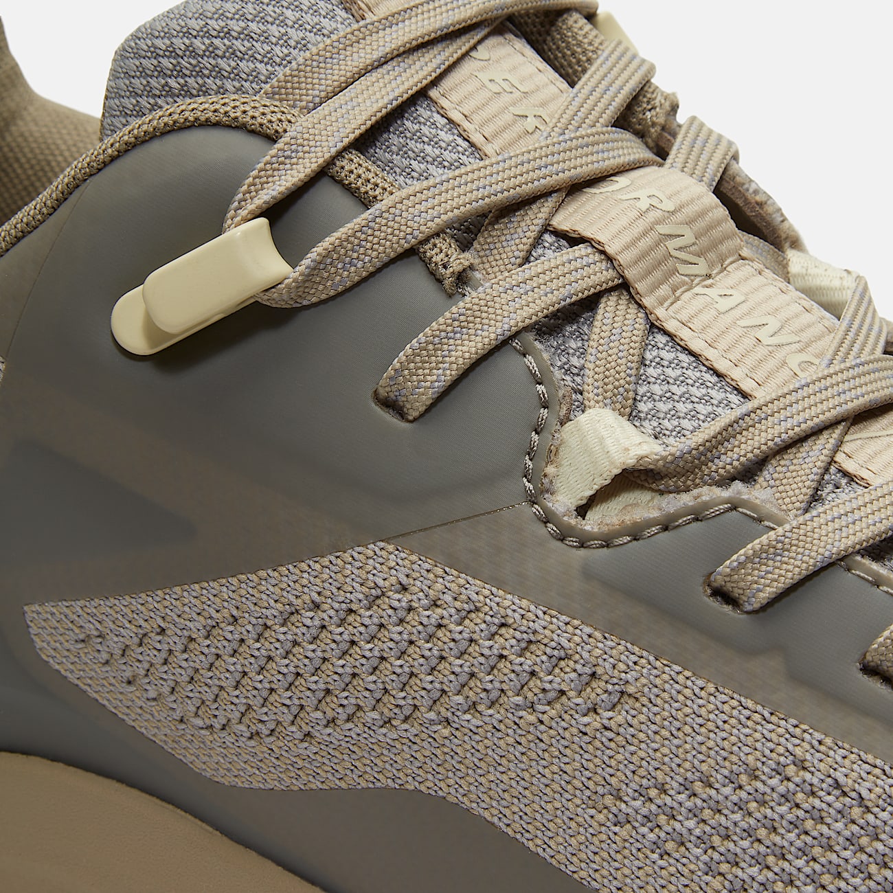 Motion Access Trainer for Men in Light Grey TBL Grey ALT7