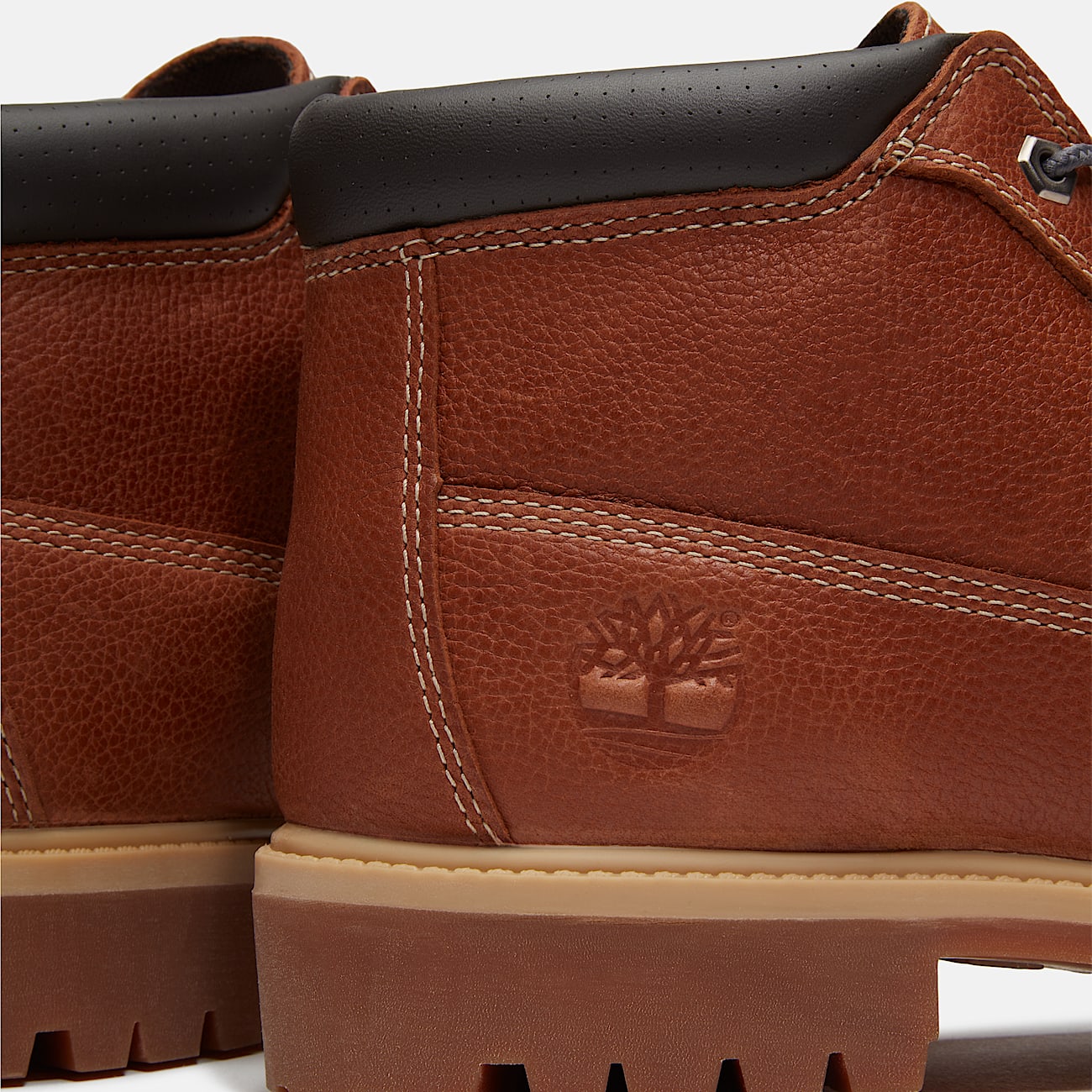 Timberland Road Trip Premium Waterproof Chukka Boot fr Herren in BraunDunkelgrau TBL Braun ALT8