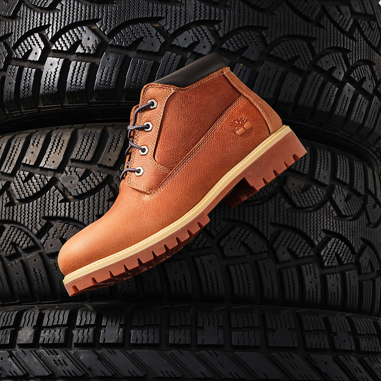 Timberland Road Trip Premium Waterproof Chukka Boot fr Herren in BraunDunkelgrau TBL Braun MKTG2