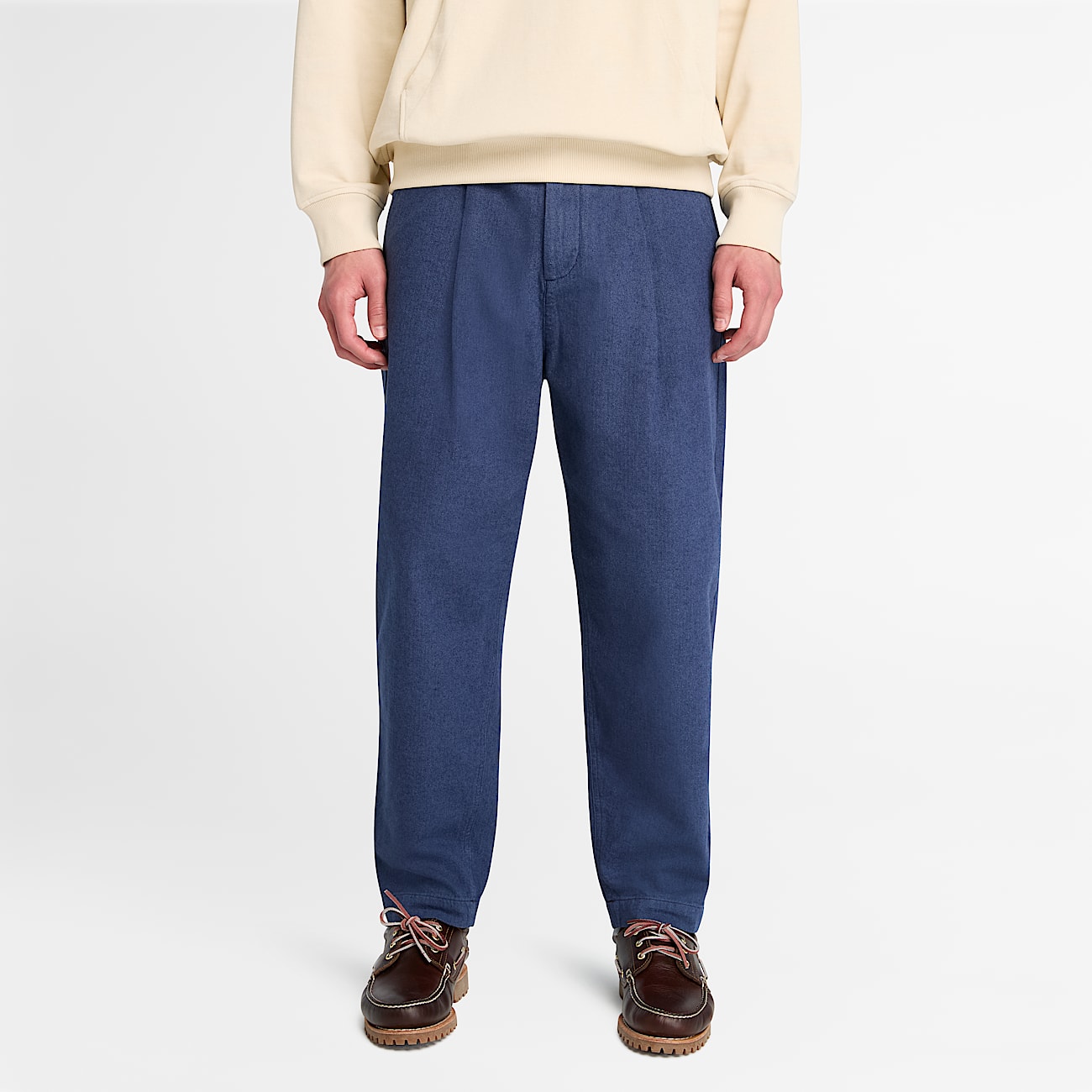 Calas Chino com Pregas e Padro em Espinha Timberland Claremont para Homem em azulescuro TBL azul ALT1