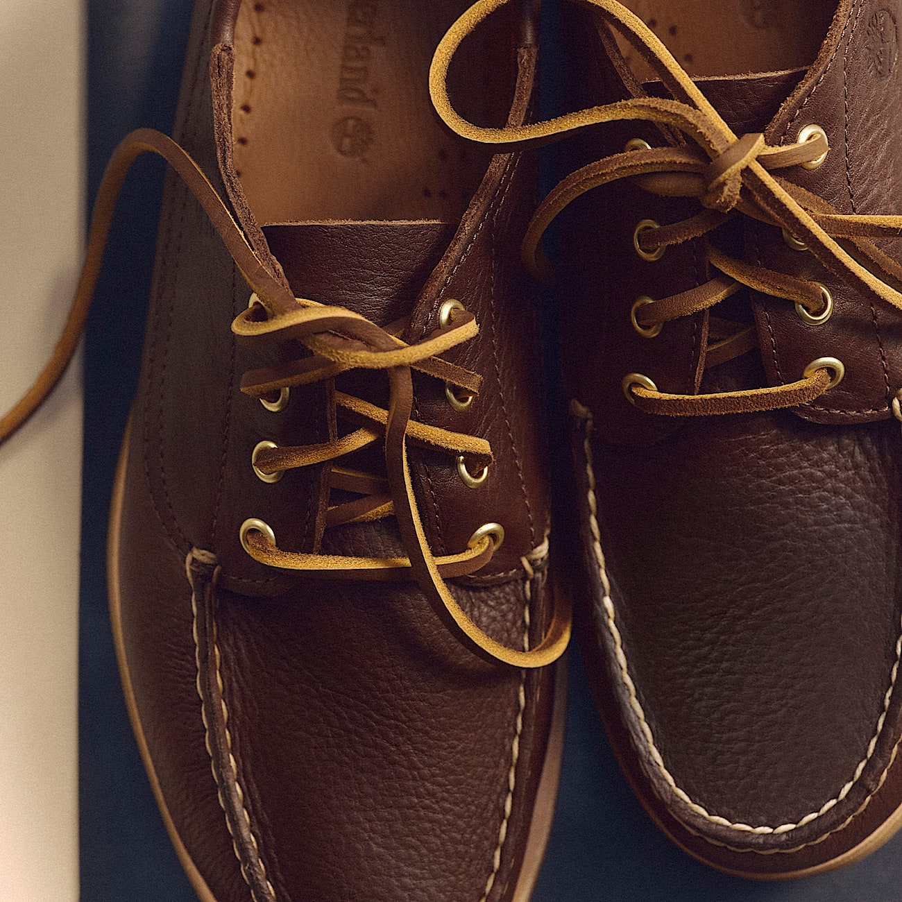 Sapato de Vela Artesanal para Homem em castanhoescuro TBL castanho MKGT2