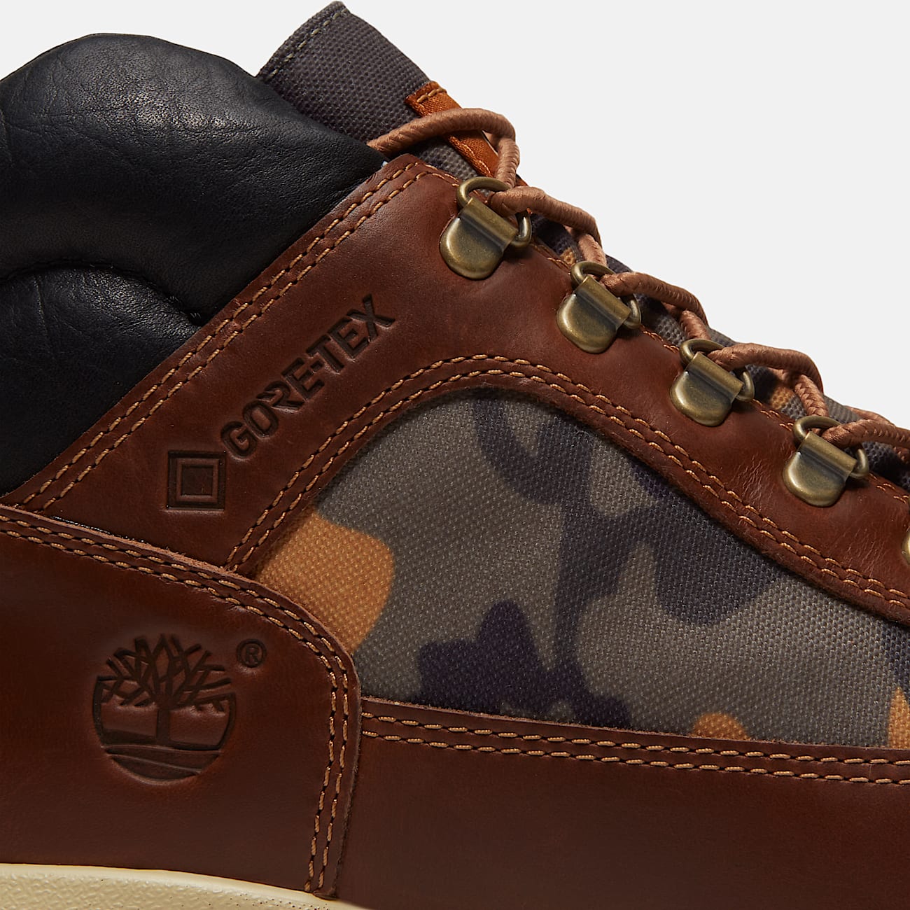 Field Boot with GORETEX Membrane for Men in Brown TBL Brown ALT7