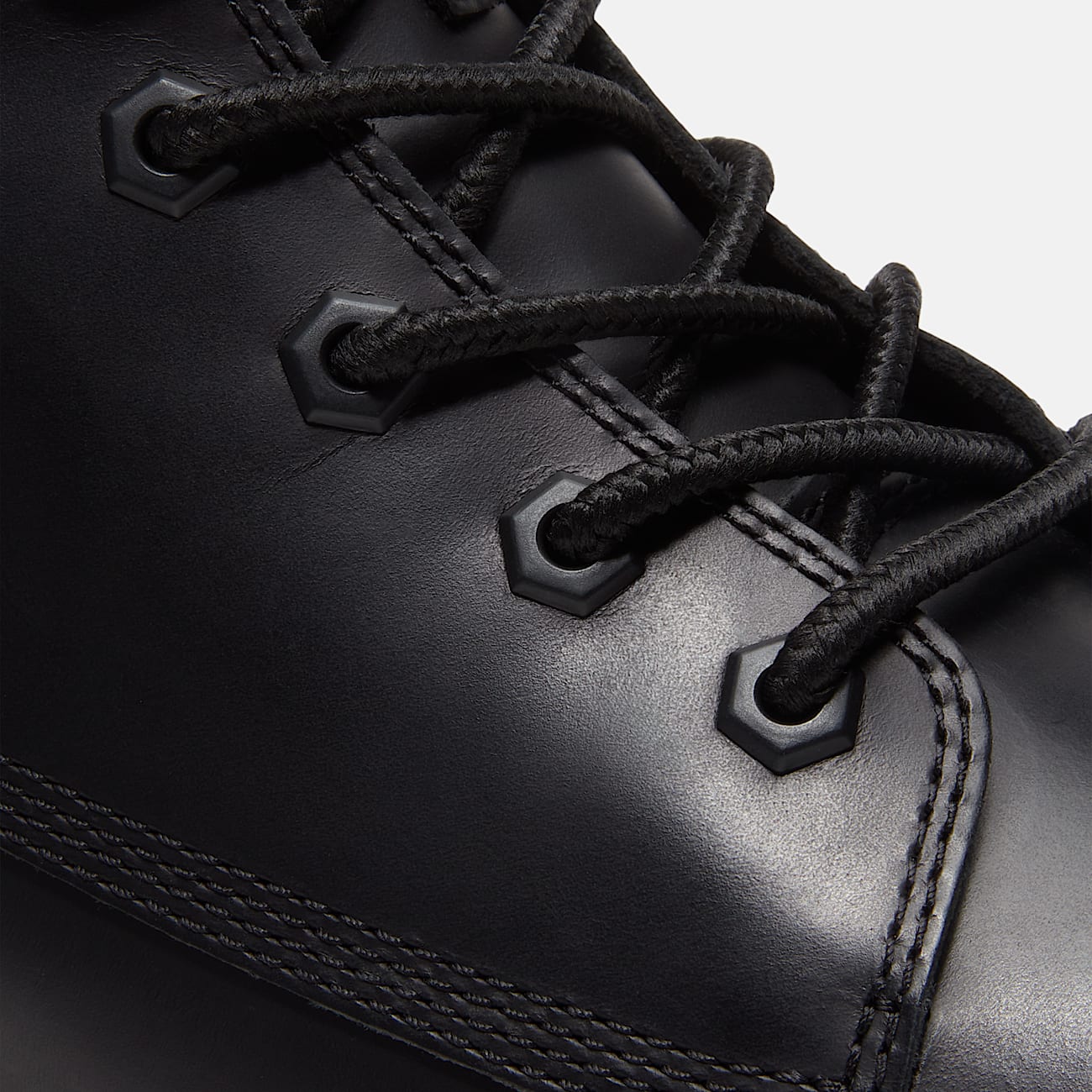 Britton Drive Boot for Men in Black TBL Black ALT7