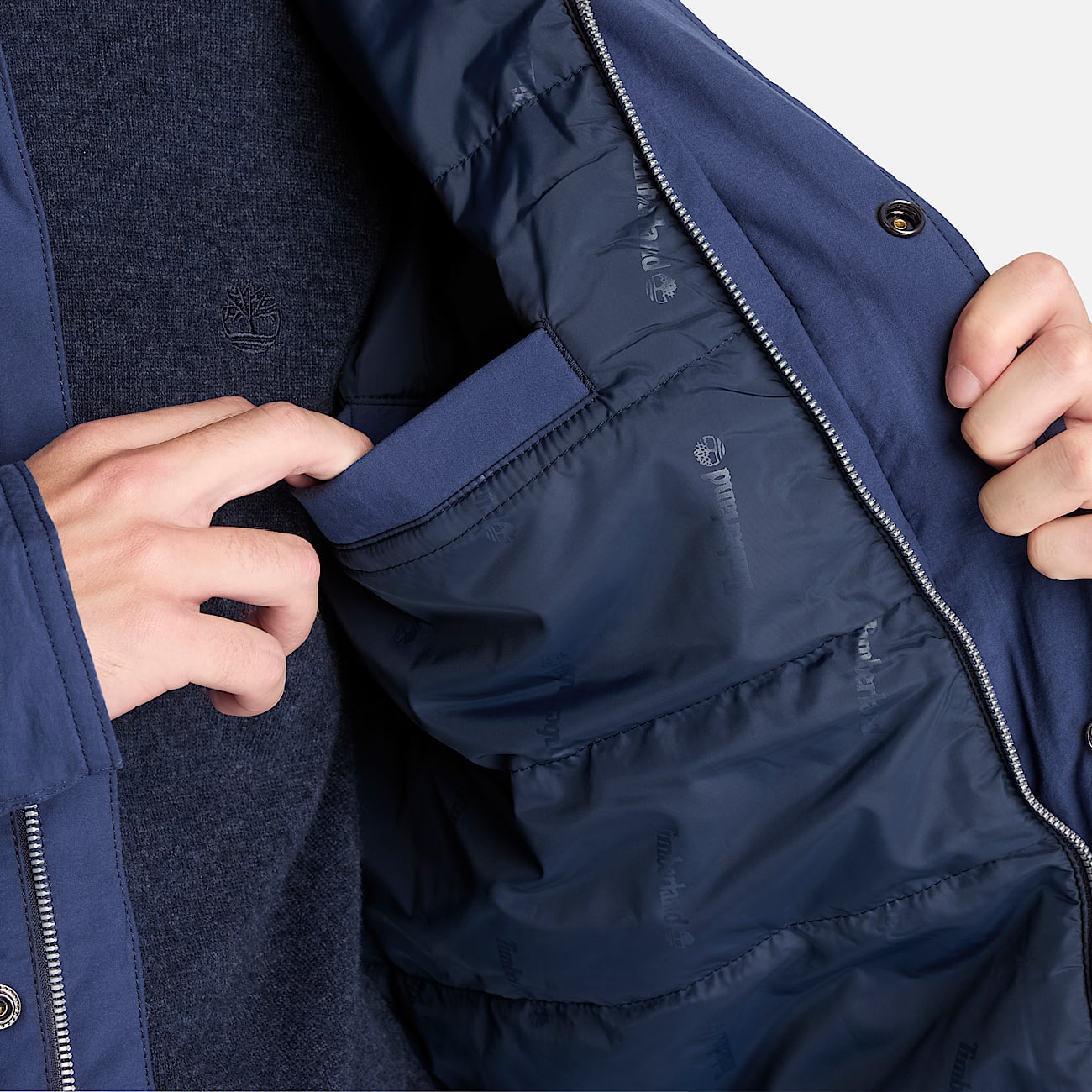 Wenham Insulated Field Coat for Men in Dark Blue TBL Blue ALT3