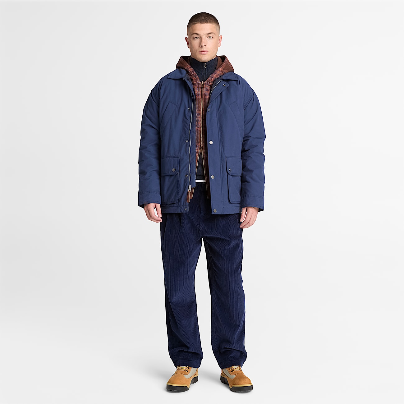 Wenham Insulated Field Coat for Men in Dark Blue TBL Blue ALT2