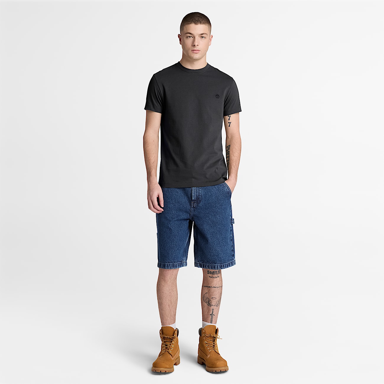 Dunstan River Slim ShortSleeve TShirt for Men in Black TBL Black ALT2