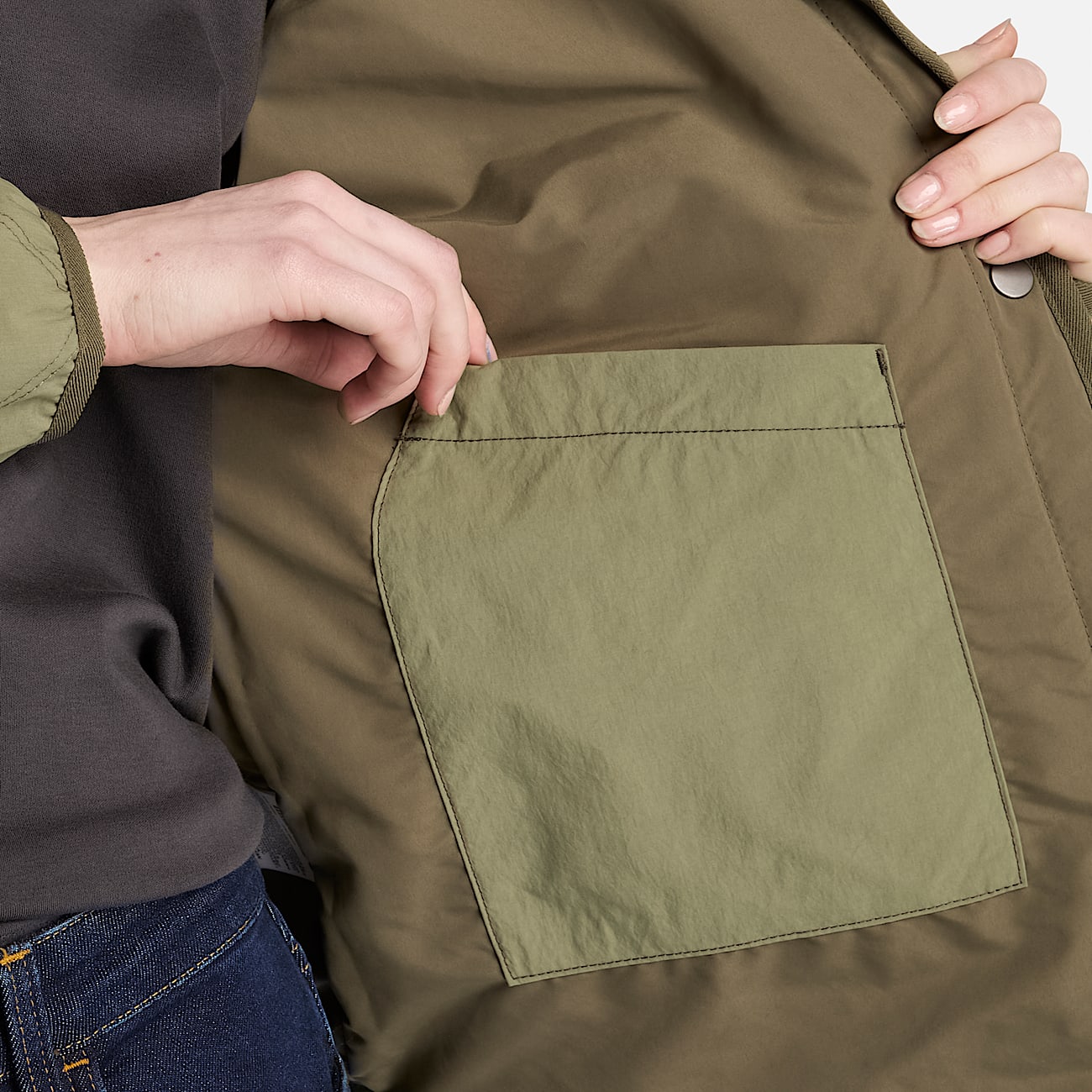 Water Repellent Quilted Jacket for Women in Green TBL Green ALT3