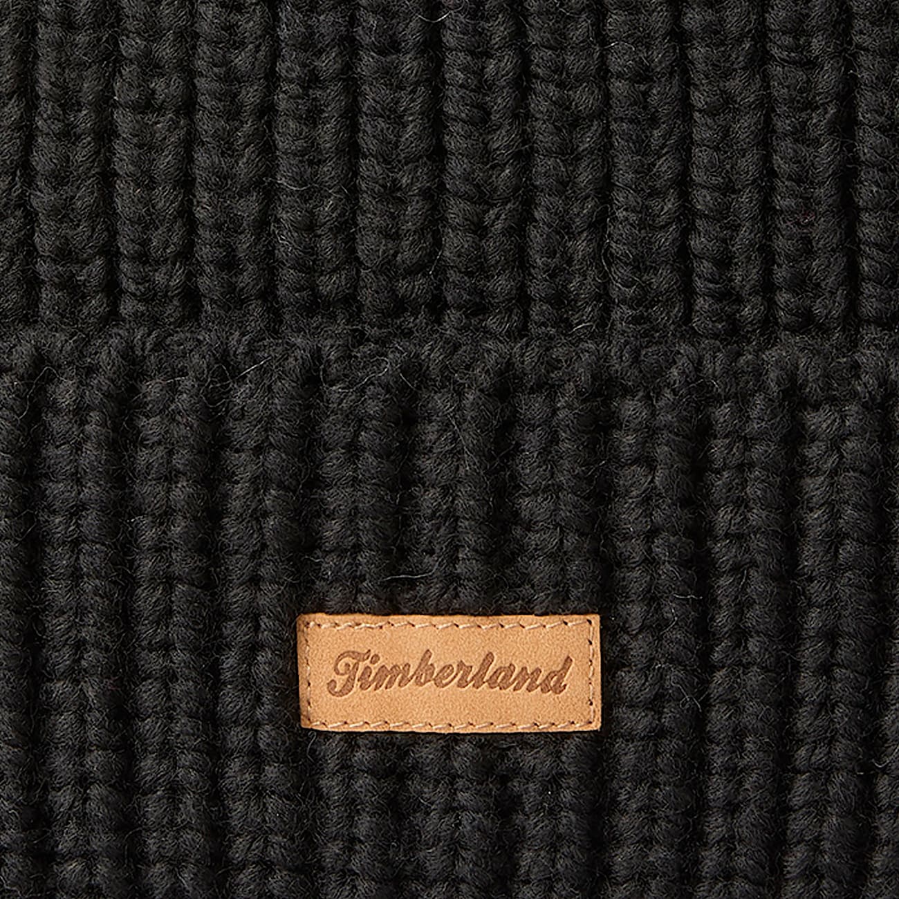 Grob gestrickte Mtze mit Bommel fr Damen in Schwarz TBL Schwarz ALT2