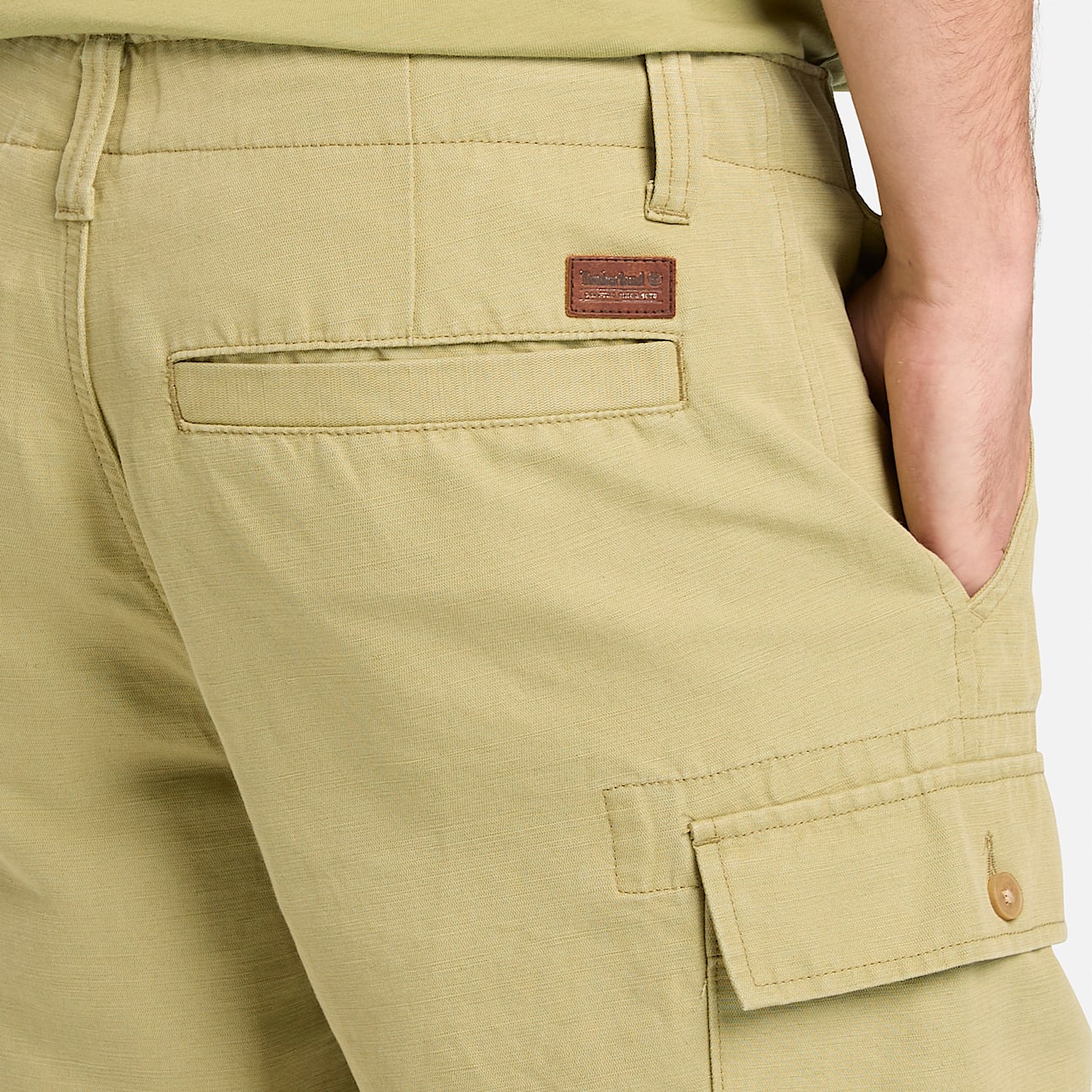 Brookline CottonLinen Cargo Short for Men in Green TBL Grn ALT3