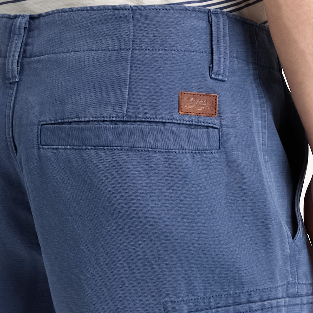 Brookline CottonLinen Cargo Short for Men in Blue TBL Bl ALT3