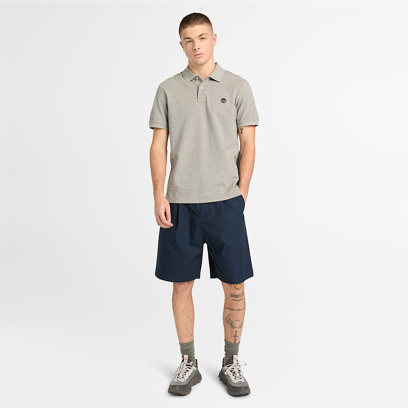 Claremont Poplin Pleated Chino Short for Men in Blue TBL Bl ALT2