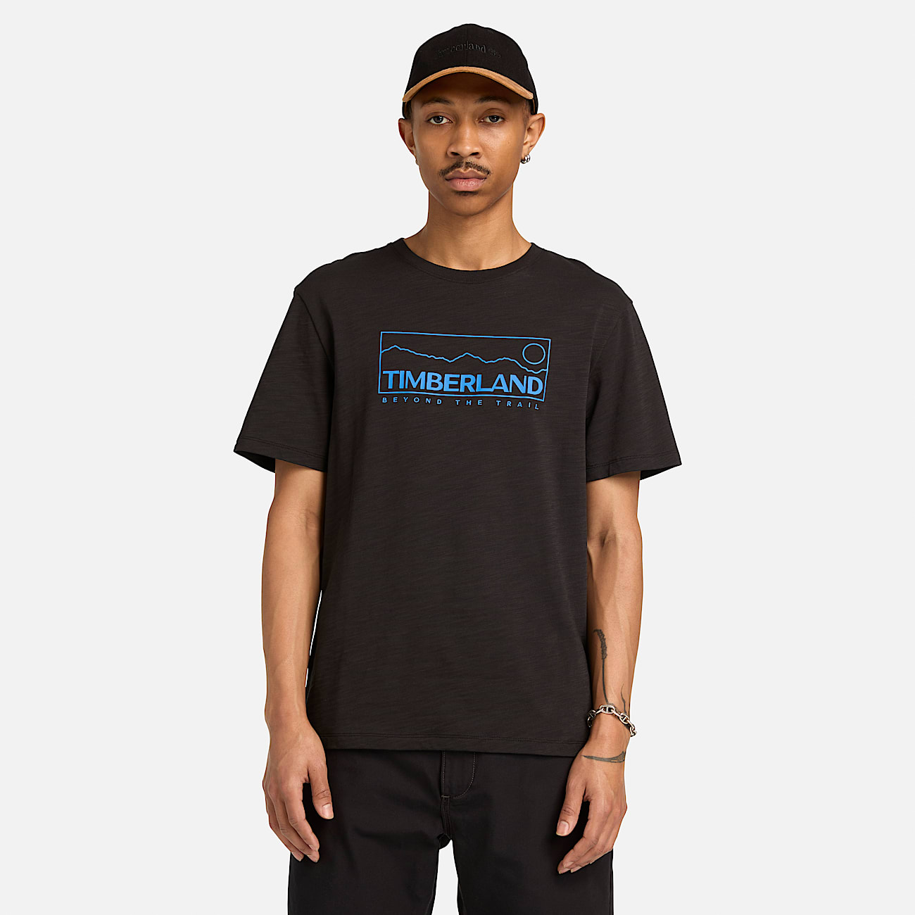 Tshirt a Maniche Corte con Grafica Stilizzata da Uomo in nero TBL nero ALT1