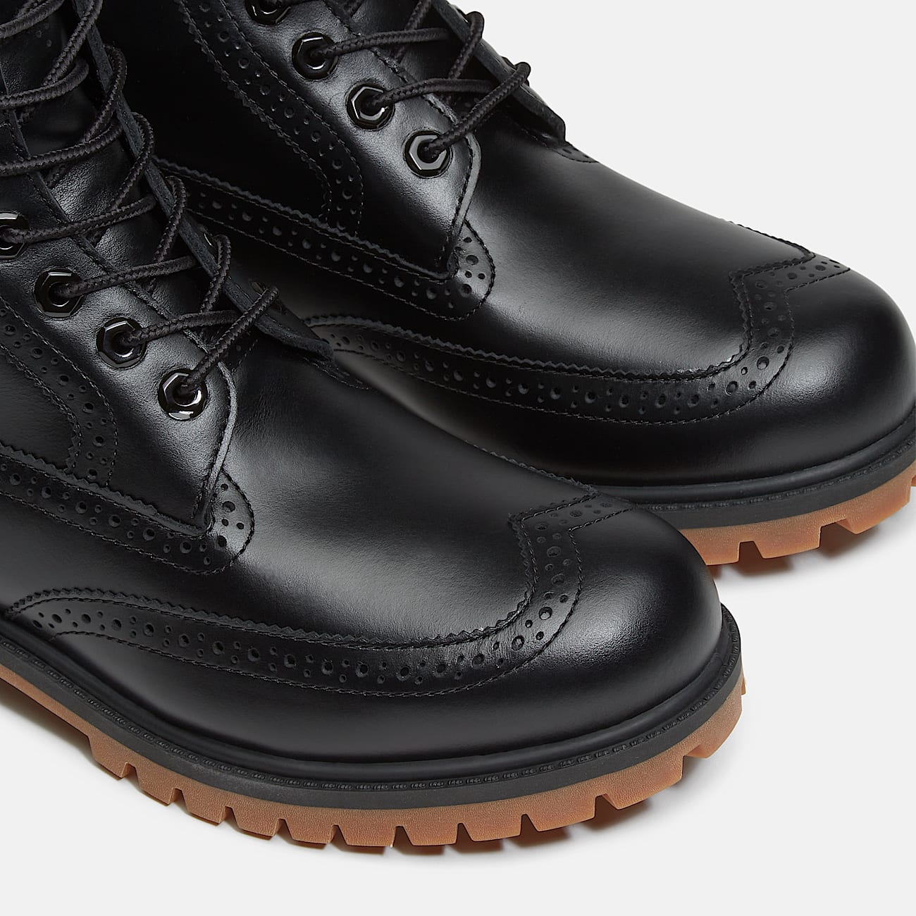 Timberland Premium 6Inch Waterproof Boot for Men in Black TBL Black ALT8