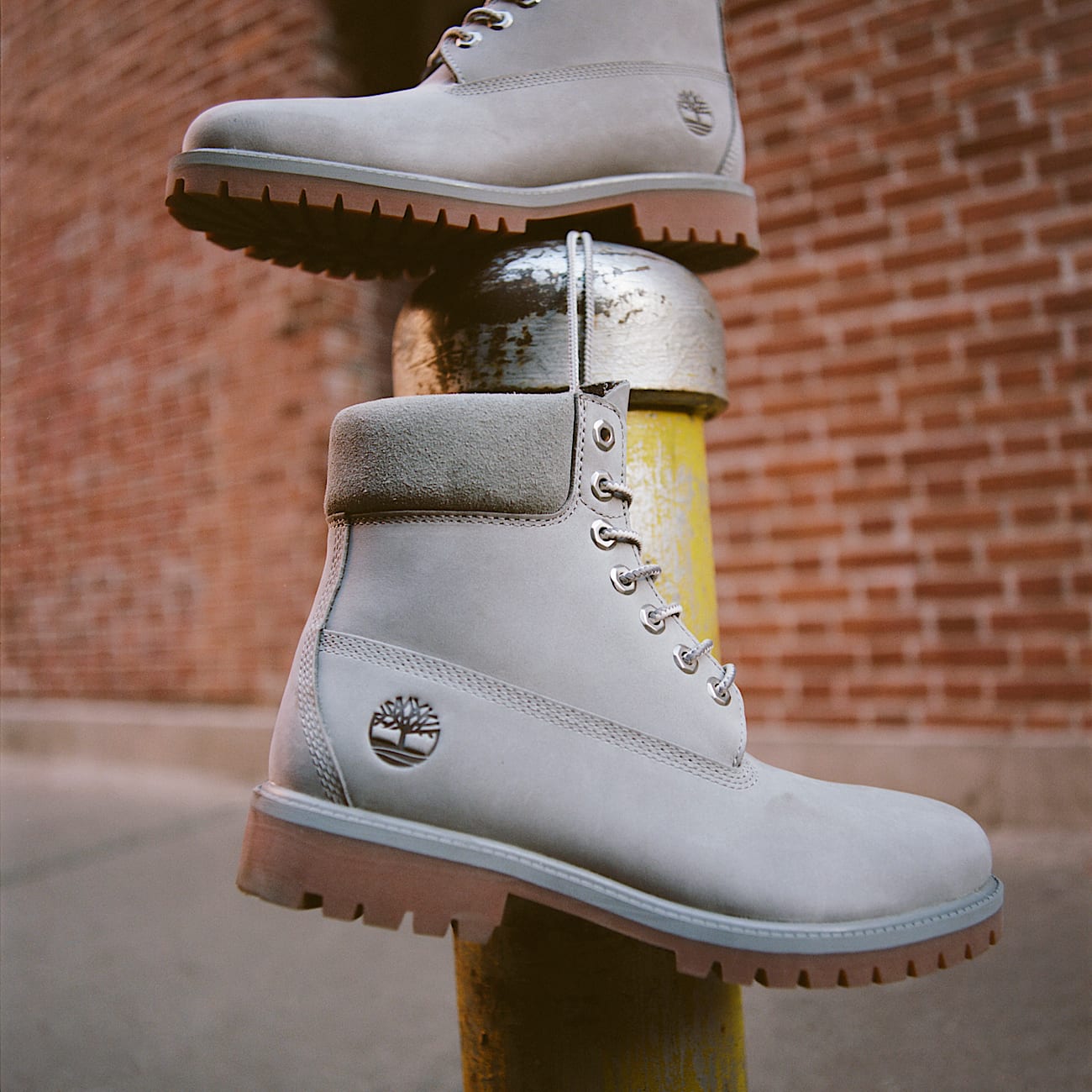 Botas impermeables 6Inch Timberland Premium para nios de 355 a 40 en gris TBL gris MKTG4