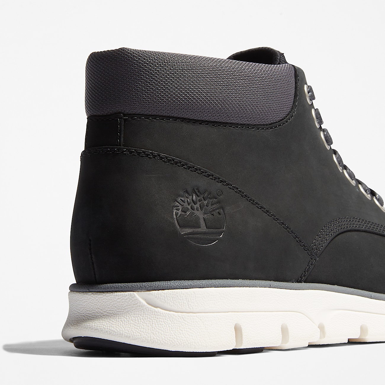 Bradstreet Lace-Up Trainer for Men in Black
