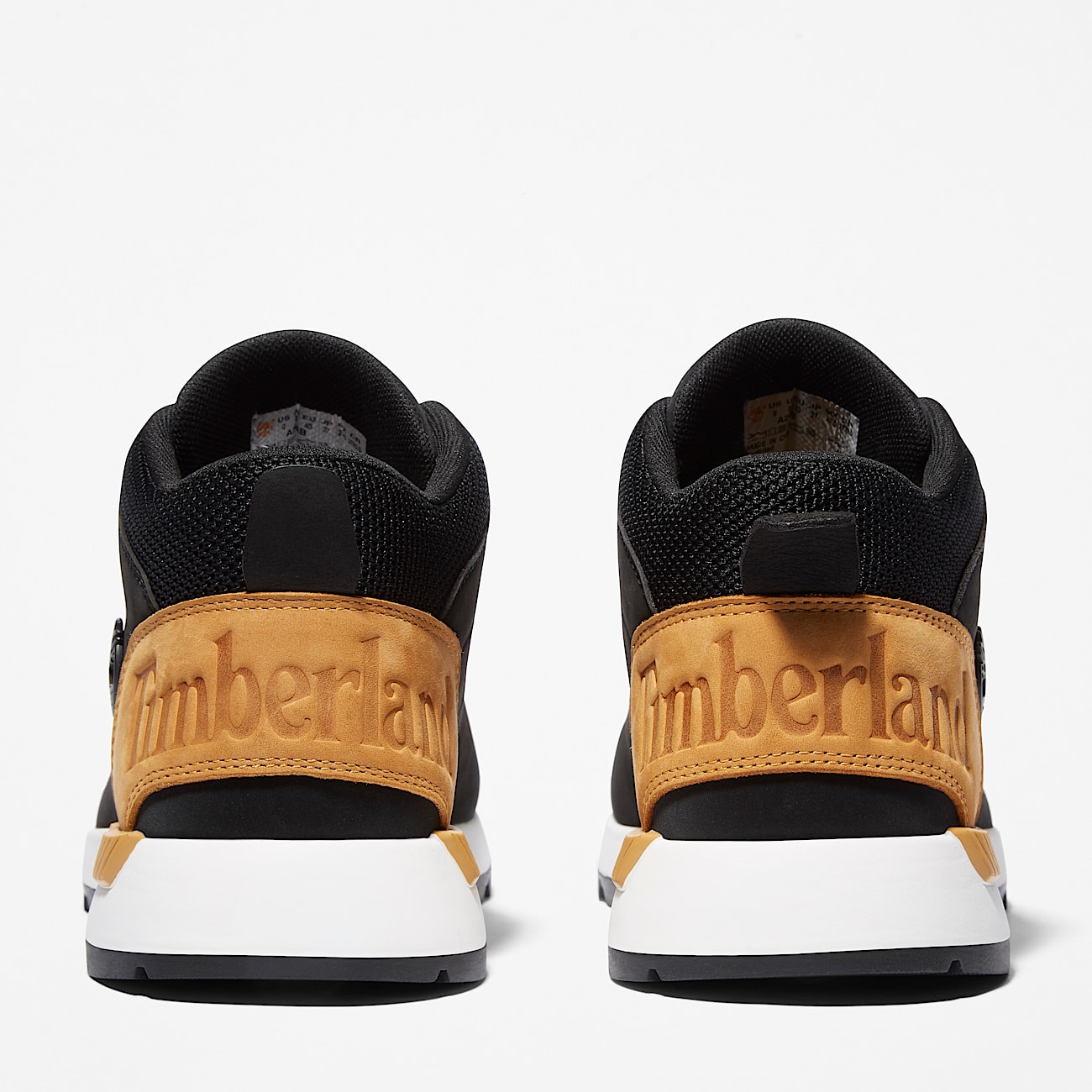 Sprint Trekker Mid Lace-Up Trainer for Men in Black/Orange