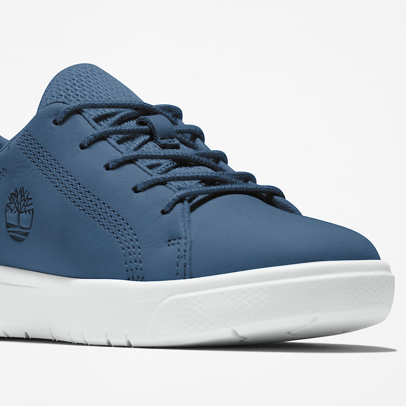 Seneca Bay Lace-up Trainer for Youth in Blue