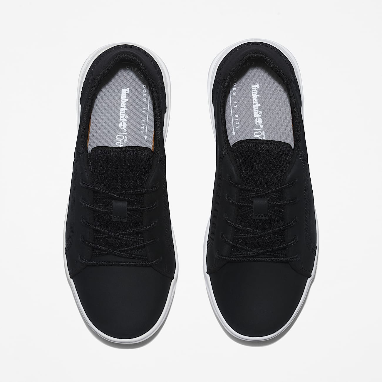 Seneca Bay Lace-up Trainer for Junior in Black