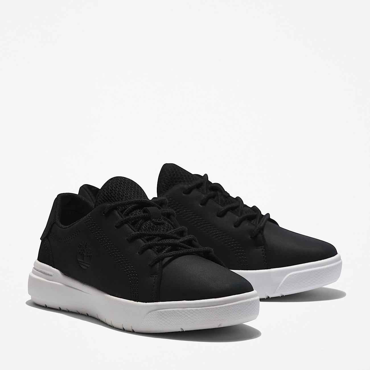 Seneca Bay Lace-up Trainer for Junior in Black