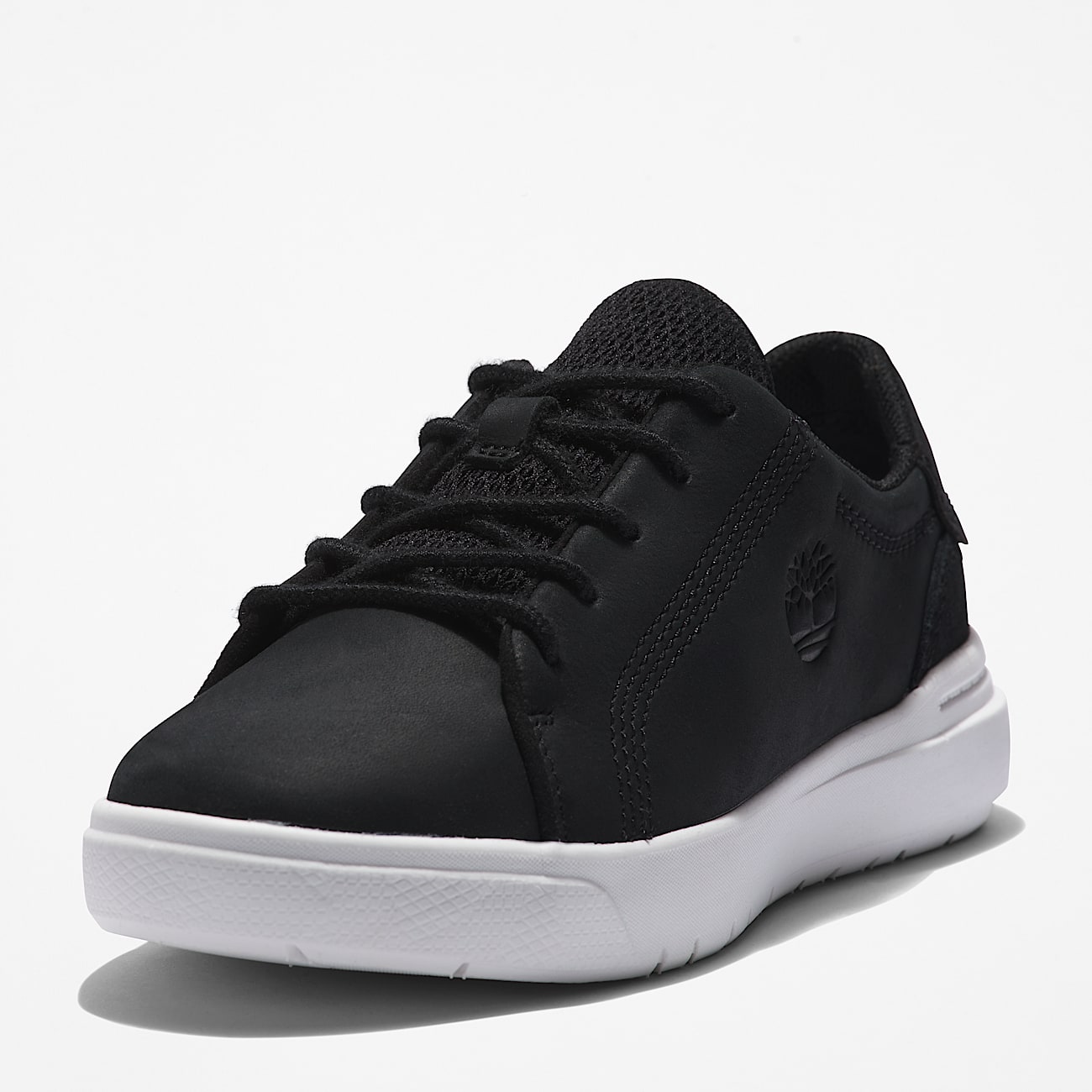 Seneca Bay Lace-up Trainer for Youth in Black