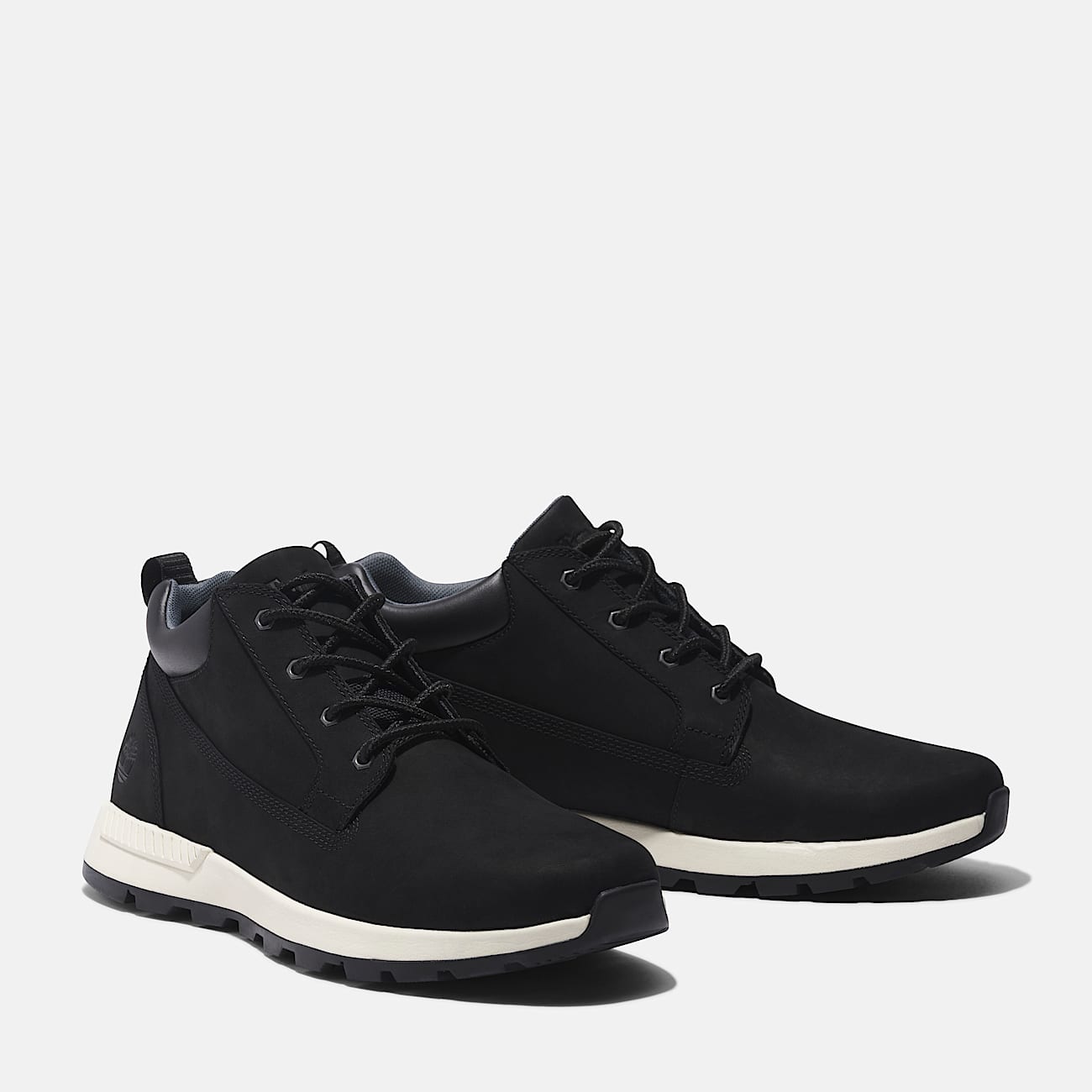 Killington Trekker Low Lace-Up Trainer for Men in Black - 4