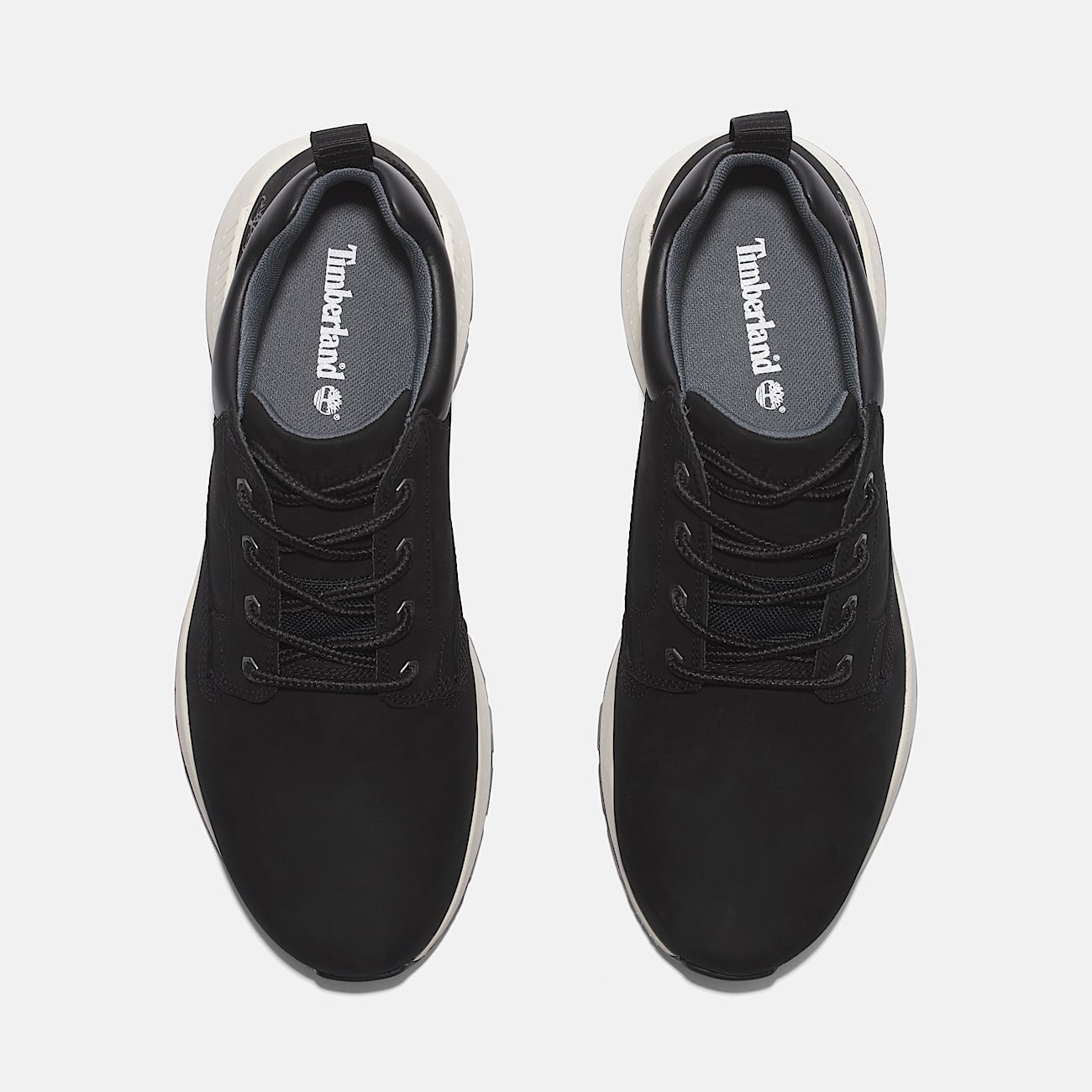 Killington Trekker Low Lace-Up Trainer for Men in Black - 2