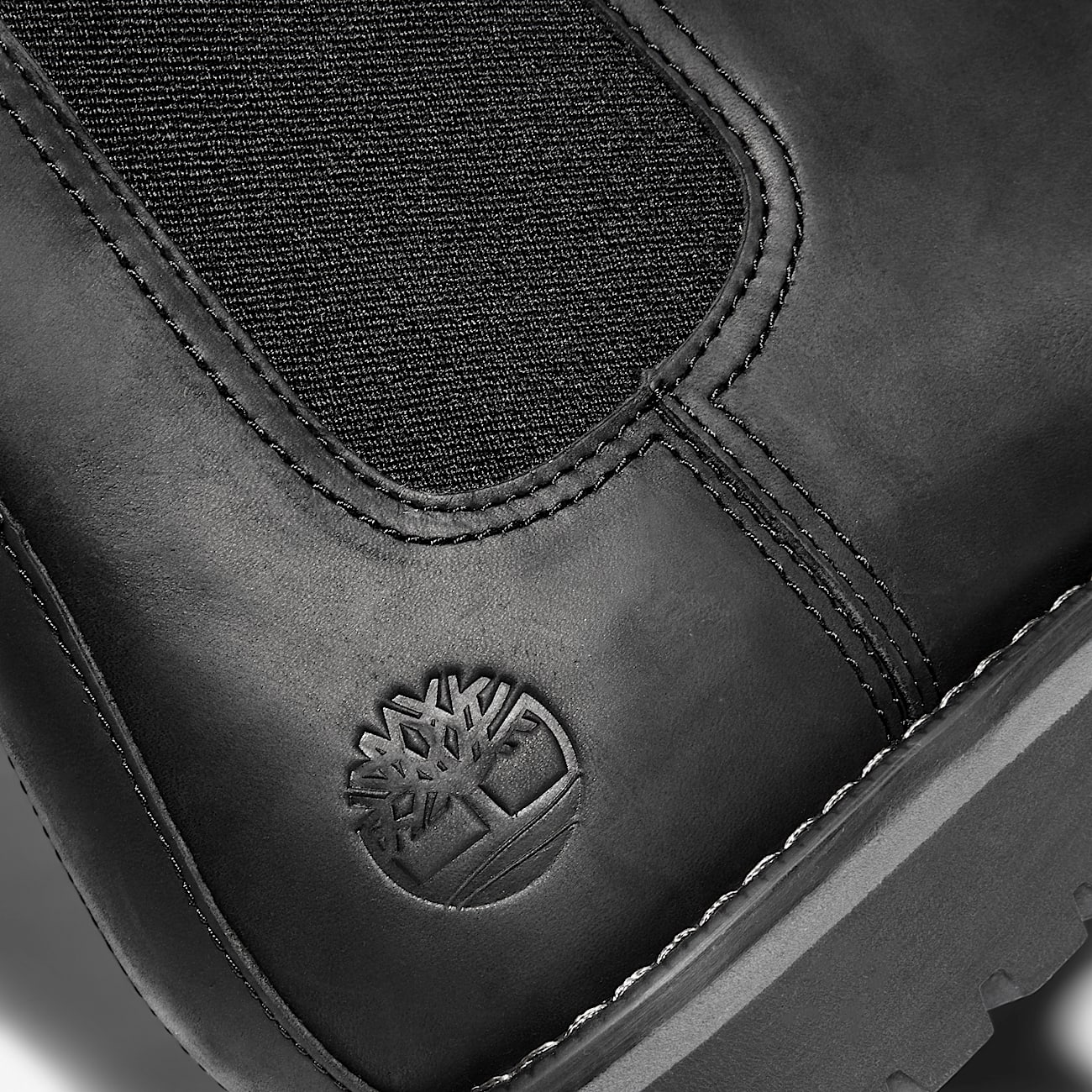 Larchmont Mid Chelsea Boot for Men in Black