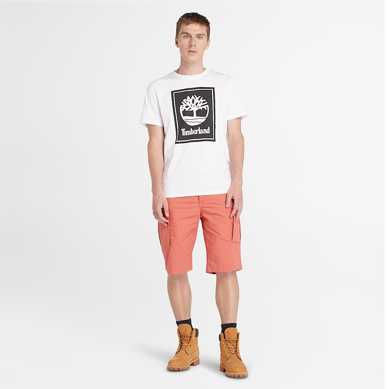 Kurzärmeliges T-Shirt mit gestapeltem Logo für Herren in Weiß