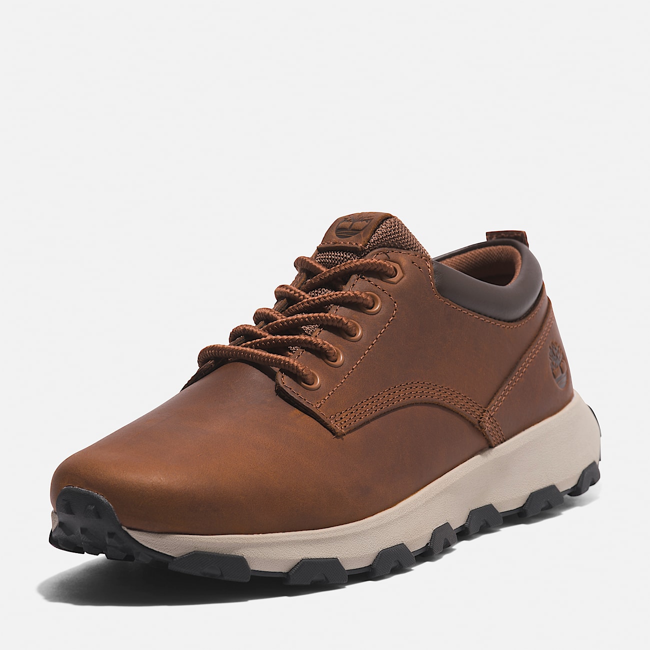 Winsor Park Low Lace-Up Trainer for Men in Light Brown