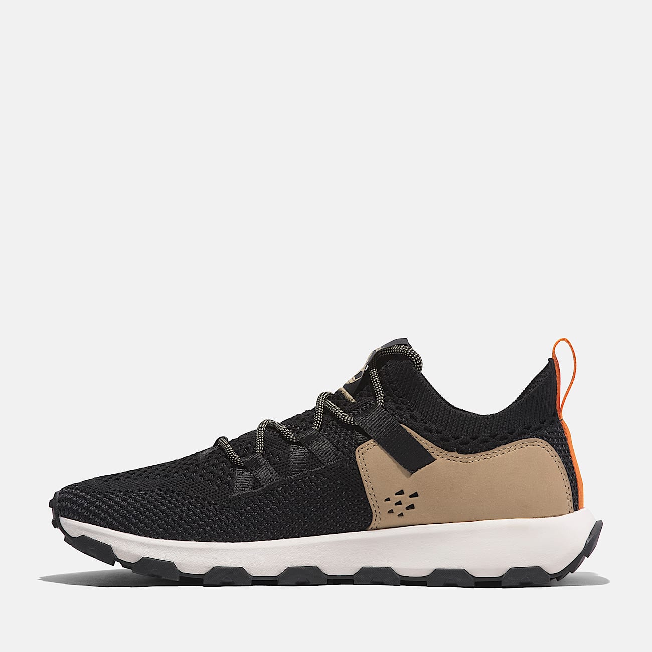 Winsor Trail Lace-up Low Trainer for Men in Black - 6