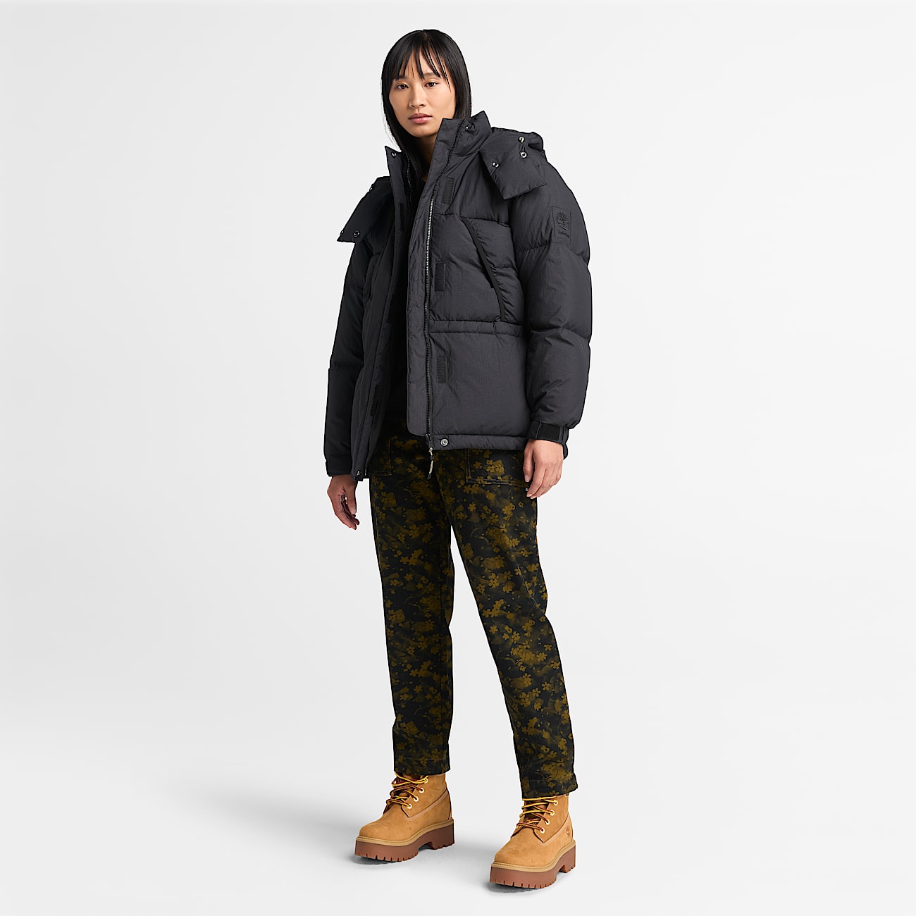Howker Recycled Down Puffer Jacket for Women in Black