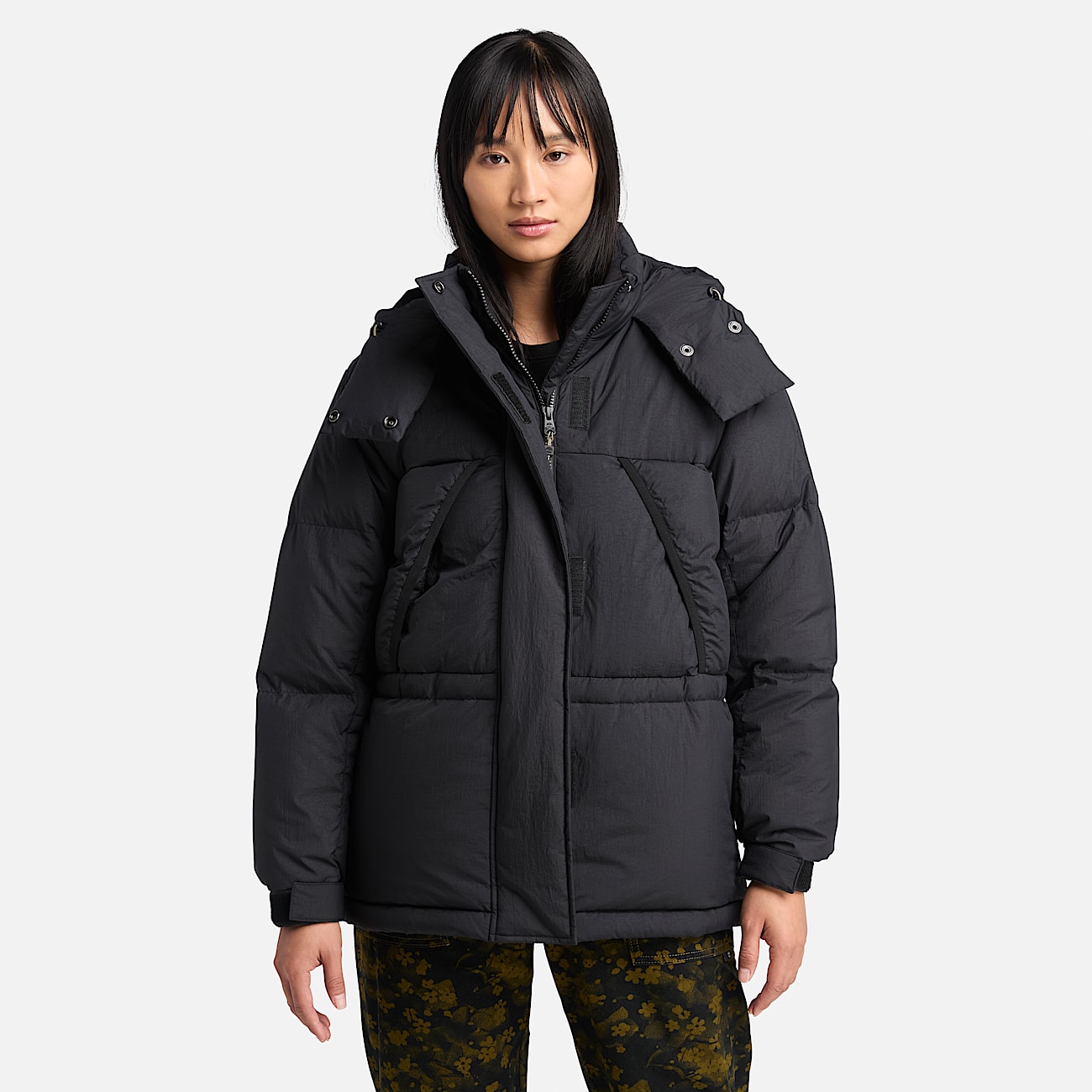 Howker Recycled Down Puffer Jacket for Women in Black