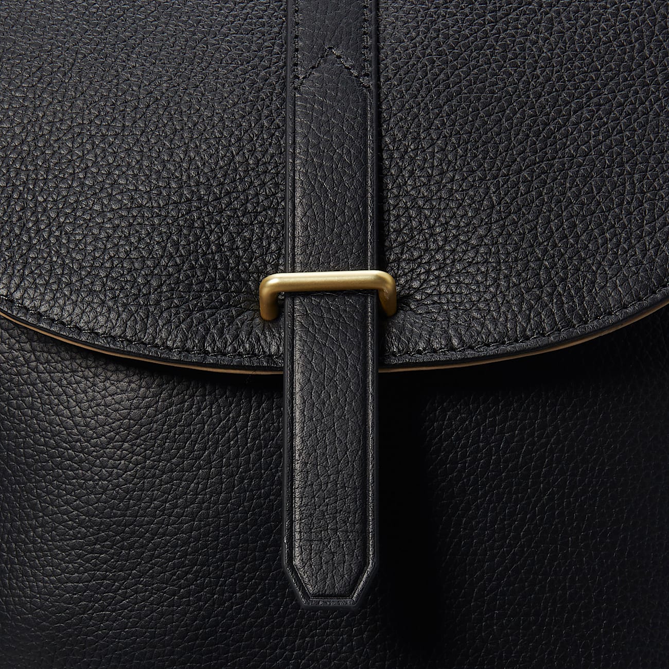 Tuckerman Leather Backpack for Women in Black - 4