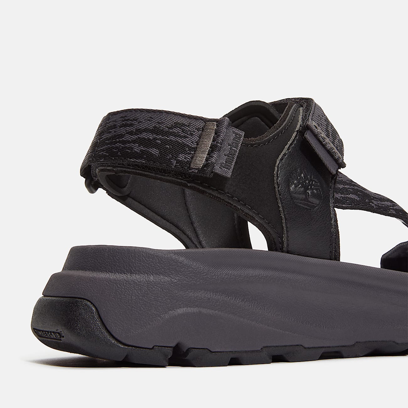 Motion Dune Backstrap Sandal for Women in Black - 7