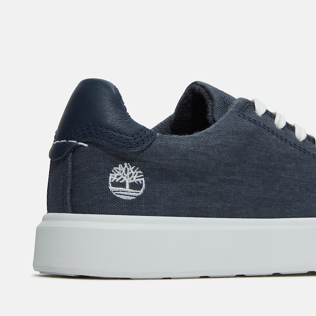 Sneaker Bassa Stringata Emerson Street da Donna in blu scuro - 7